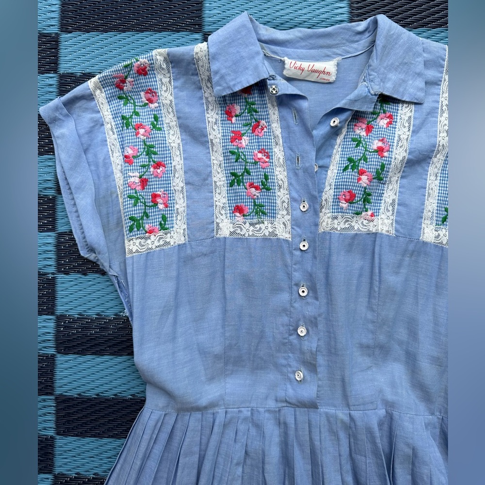 Vintage 1950s dress
